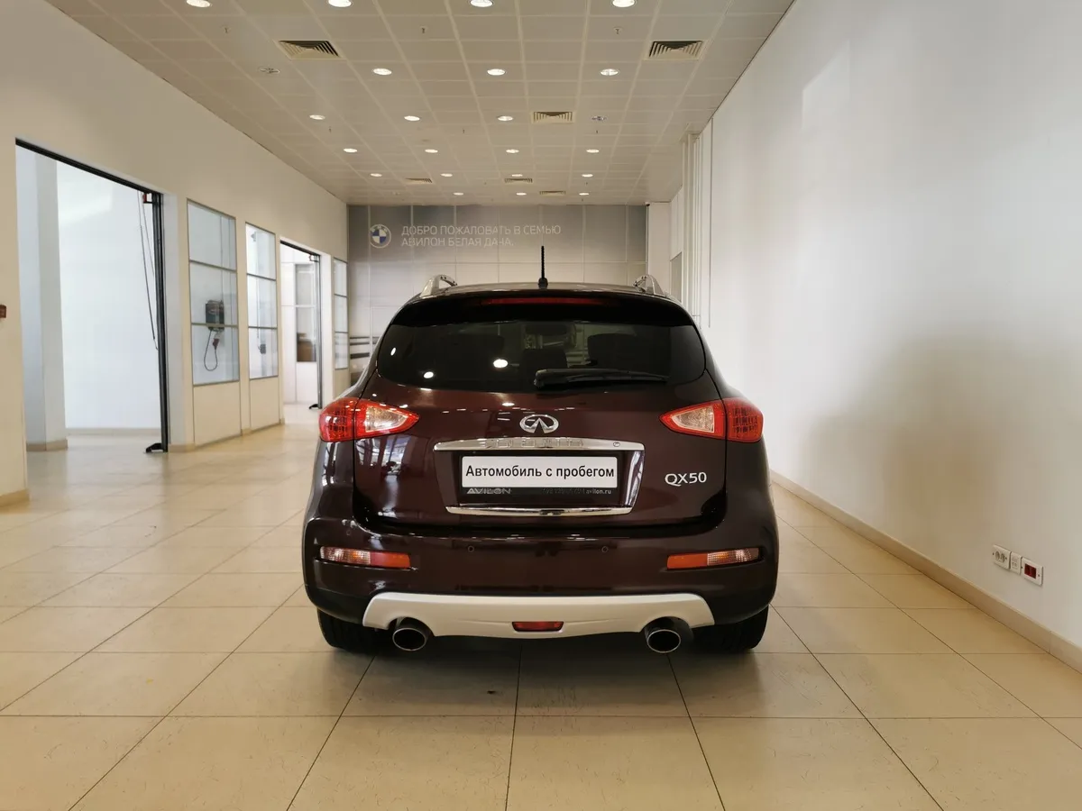 Infiniti QX50 2.5 AT AWD (222 л.с.) Красный в АВИЛОН. Слайд №8