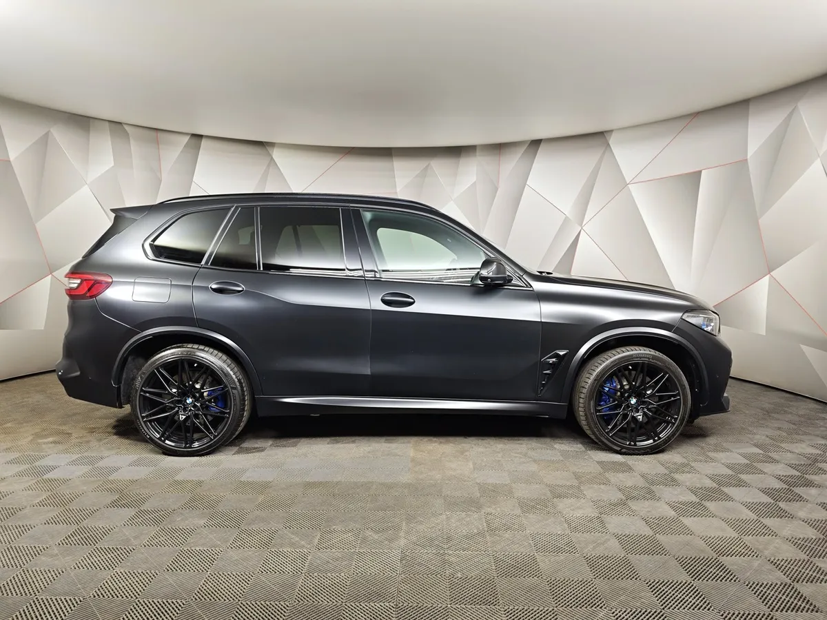 BMW X5 M 4.4 xDrive (625 л.с.) Competition Черный в АВИЛОН. Слайд №6