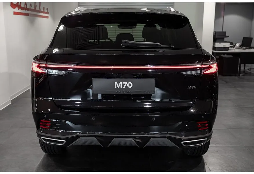 Москвич М70 1.5 DCT FWD (150 л.с.) Драйв Черный в АВИЛОН. Слайд №5