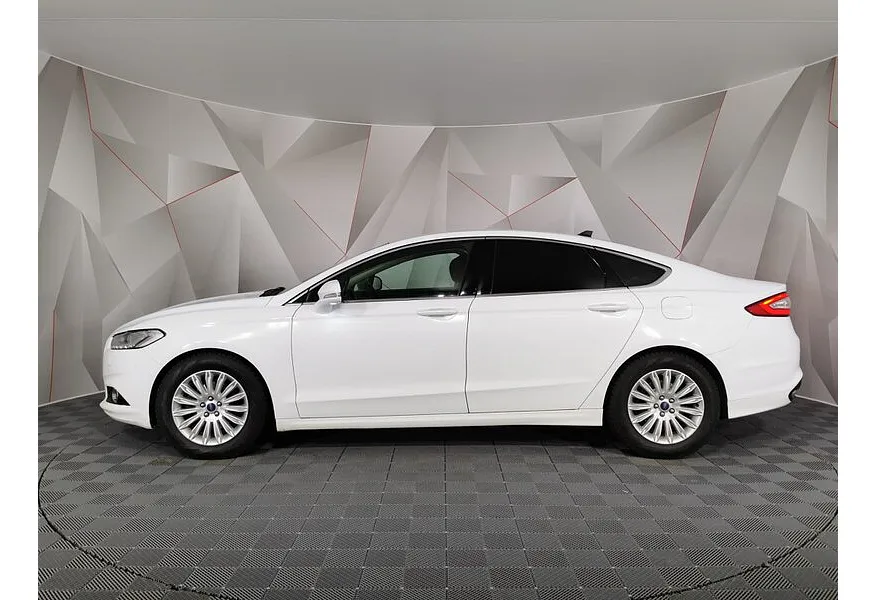 Ford Mondeo 2.5 AT (149 л.с.) Trend Белый в АВИЛОН. Слайд №5