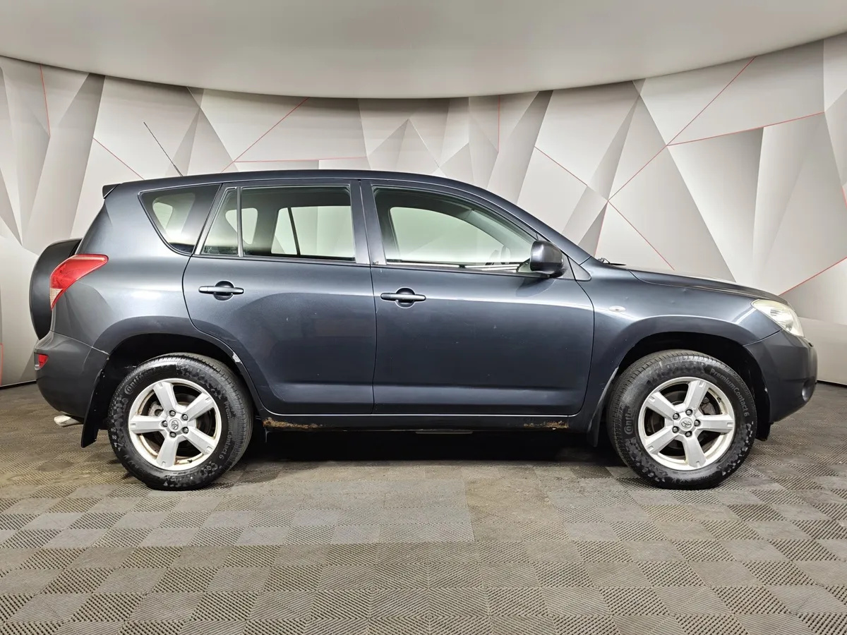 Toyota RAV4 2.0 MT (152 л.с.) Серый в АВИЛОН. Слайд №6