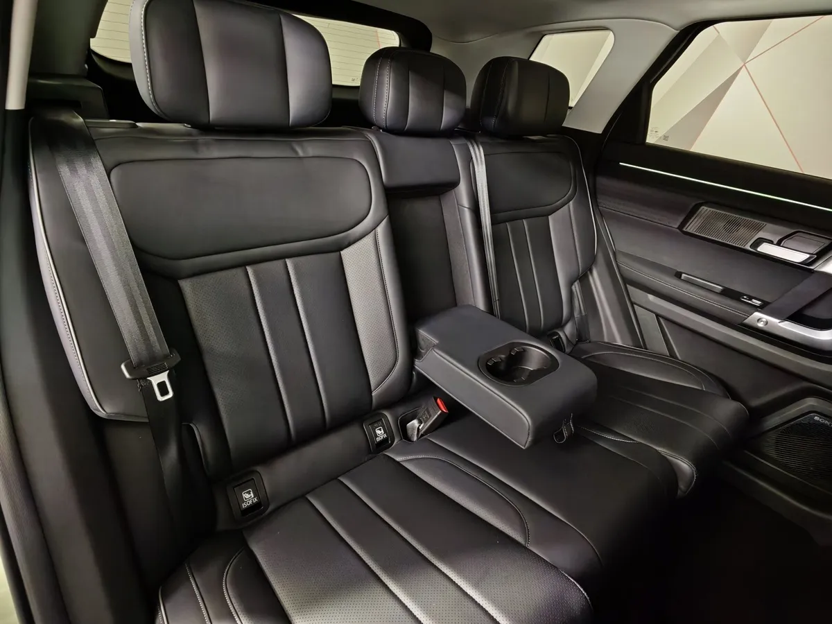 Jaecoo J7 1.6T 7DCT 4WD (186 л.с.) Supreme-V Зеленый в АВИЛОН. Слайд №17