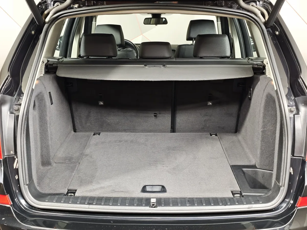 BMW X3 xDrive20i AT (184 л.с.) Базовая. Локальная сборка Черный в АВИЛОН. Слайд №7
