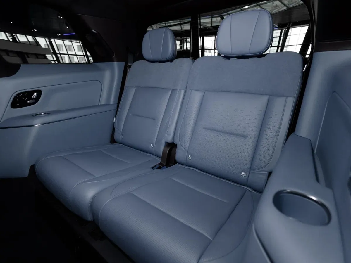 Lynk & Co 900 2.0 AT 4WD (884 л.с.) Ultra Черный в АВИЛОН. Слайд №10