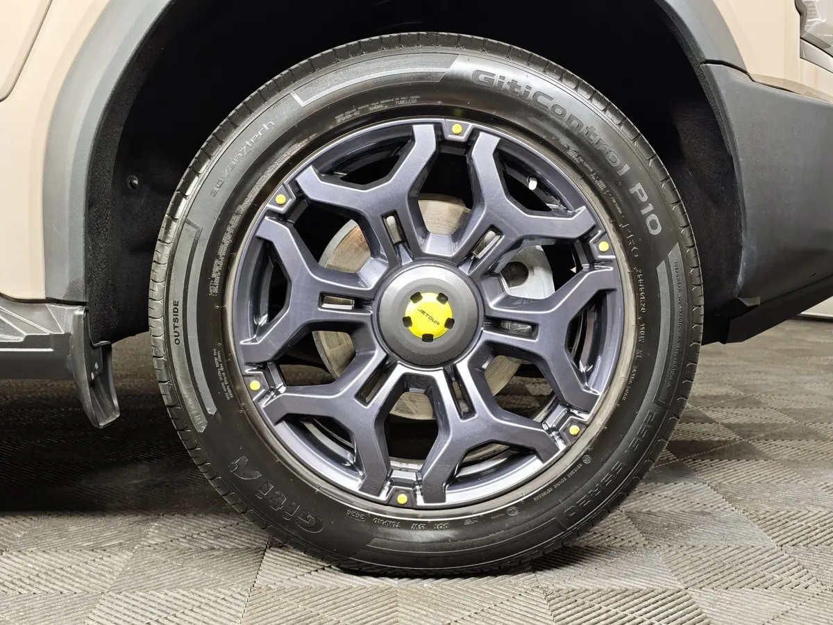 JETOUR T2 2.0T 7DCT AWD (245 л.с.) Люкс Коричневый в АВИЛОН. Слайд №9