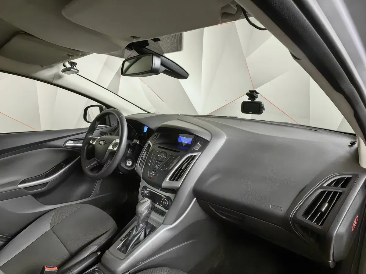 Ford Focus 1.6 Ti-VCT PowerShift (105 л.с.) Trend Голубой в АВИЛОН. Слайд №10