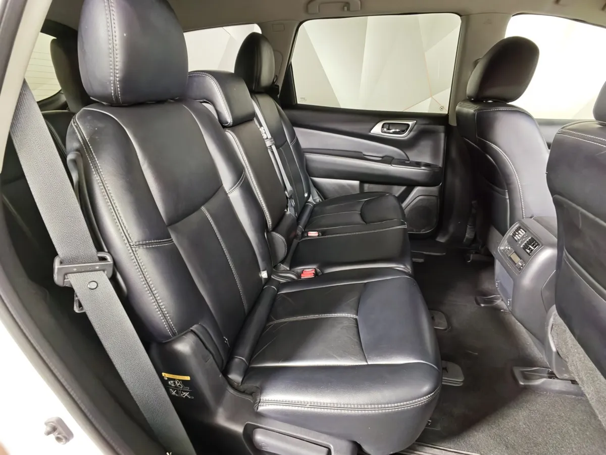 Nissan Pathfinder 3.5 CVT AWD (249 л.с.) Белый в АВИЛОН. Слайд №15