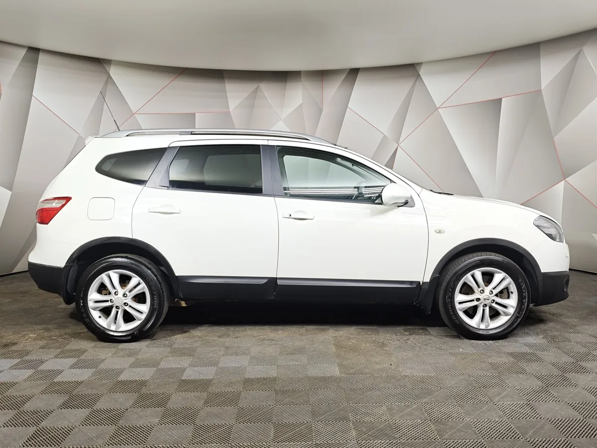 Nissan Qashqai + 2 2.0 CVT AWD (141 л.с.) Белый в АВИЛОН. Слайд №6