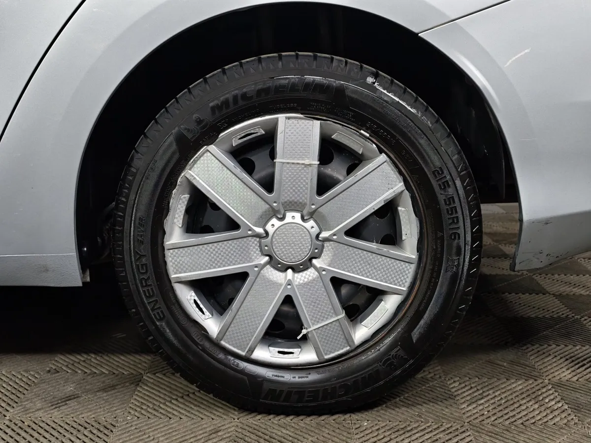 Citroen C4 1.6 VTi AT (116 л.с.) Серый в АВИЛОН. Слайд №9