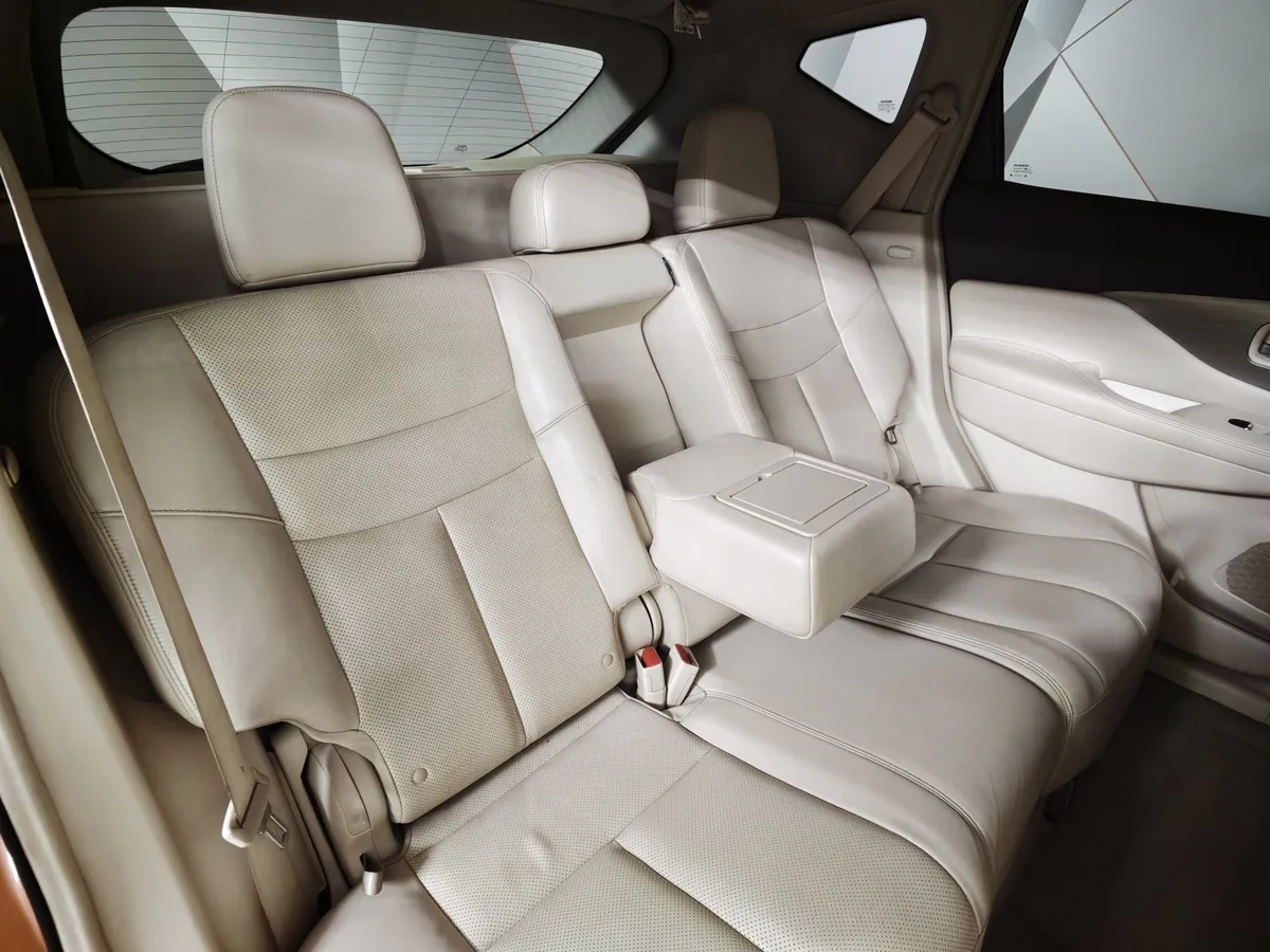 Nissan Murano 3.5 Xtronic AWD (249 л.с.) Оранжевый в АВИЛОН. Слайд №17