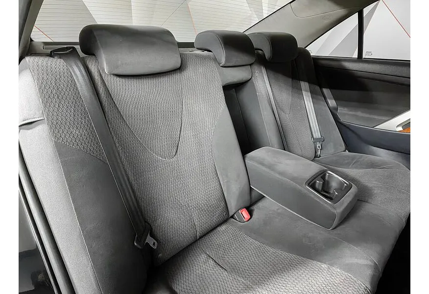 Toyota Camry 2.4 VVT-i AT (167 л.с.) Черный в АВИЛОН. Слайд №13