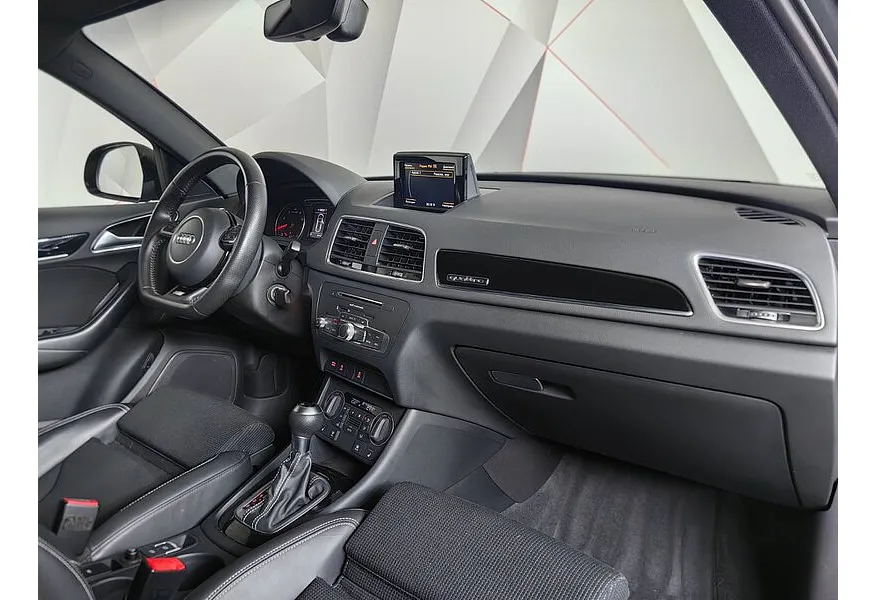 Audi Q3 2.0 TFSI S tronic quattro (180 л.с.) Sport Серый в АВИЛОН. Слайд №13