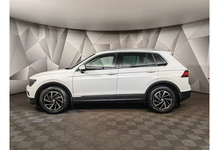 LIVE. Слайд №3