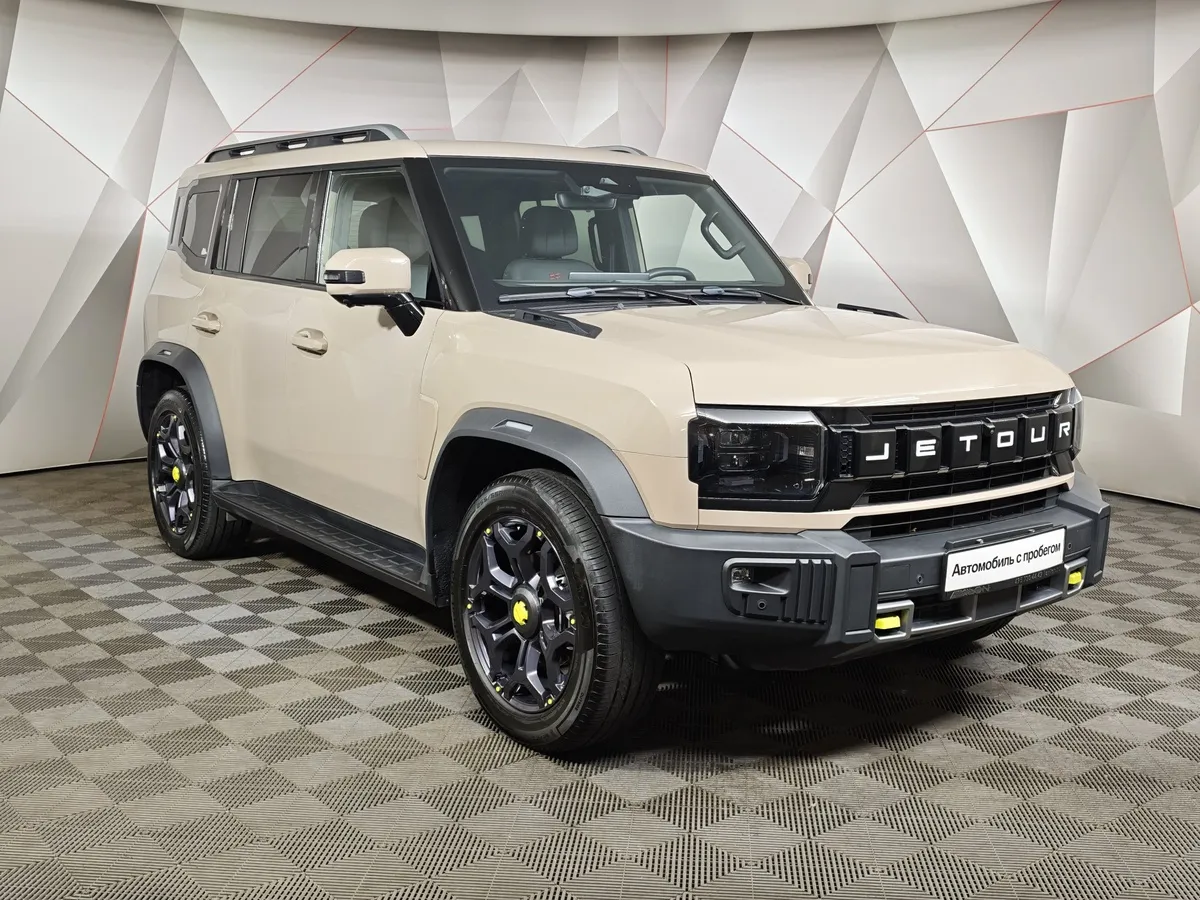 JETOUR T2 2.0T 7DCT AWD (245 л.с.) Престиж Коричневый в АВИЛОН. Слайд №3