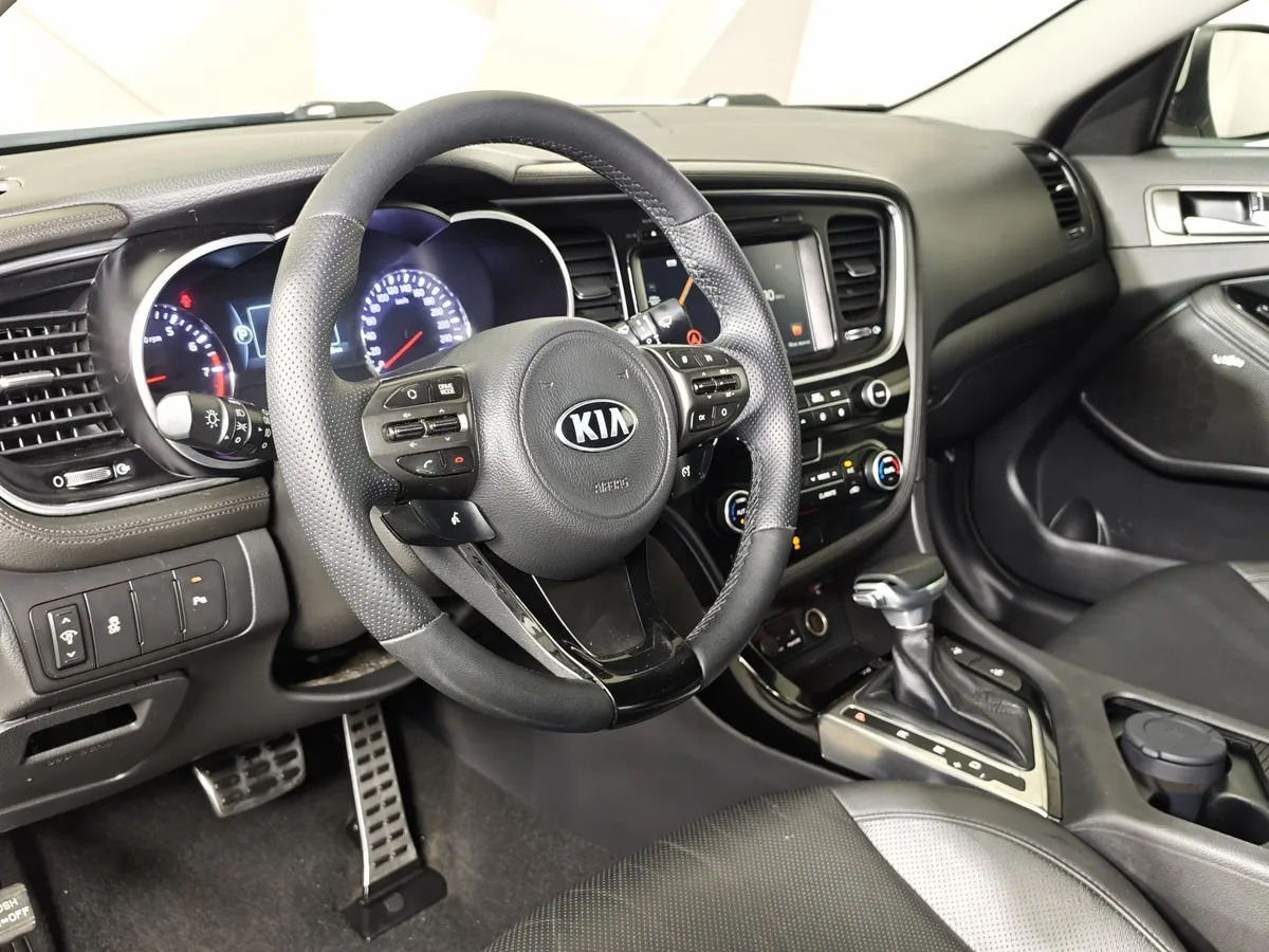 Kia Optima 2.4 AT (180 л.с.) Comfort Белый в АВИЛОН. Слайд №19
