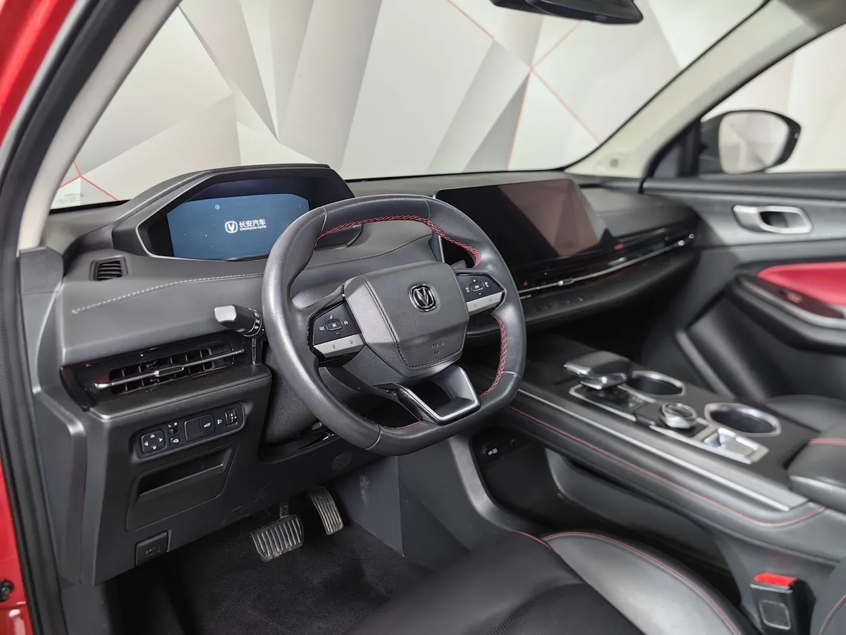 Changan CS55PLUS 1.5T 7DCT (180 л.с.) Tech Красный в АВИЛОН. Слайд №18