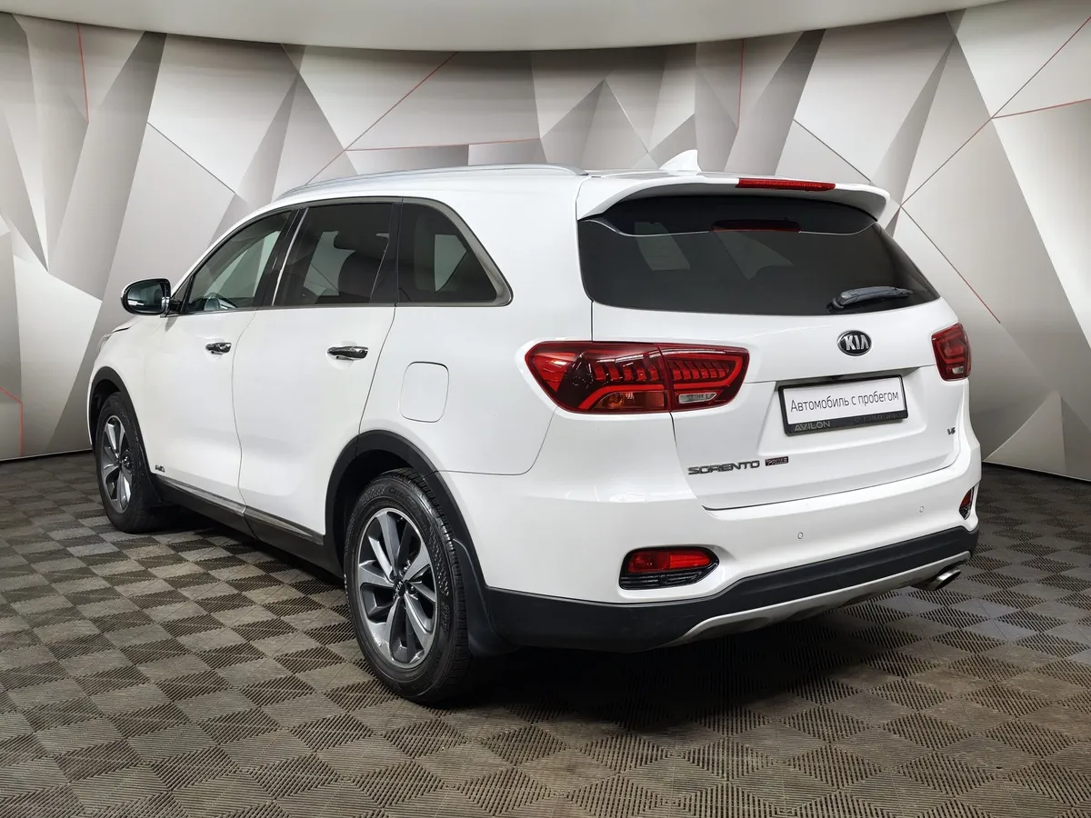 Kia Sorento 3.5 AT AWD (249 л.с.) Prestige Белый в АВИЛОН. Слайд №4