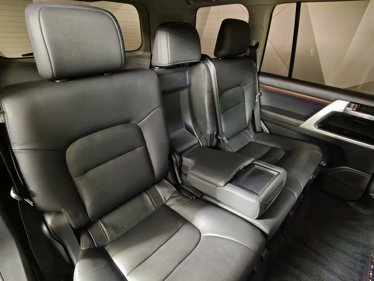 Toyota Land Cruiser 4.5 TD AT (249 л.с.) Серый в АВИЛОН. Слайд №17