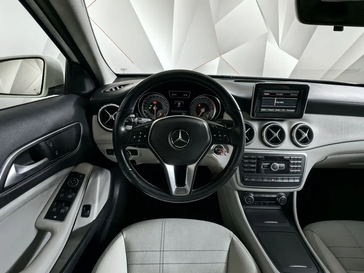 Mercedes-Benz GLA 250 7G-DCT 4MATIC (211 л.с.) Особая серия Белый в АВИЛОН. Слайд №20