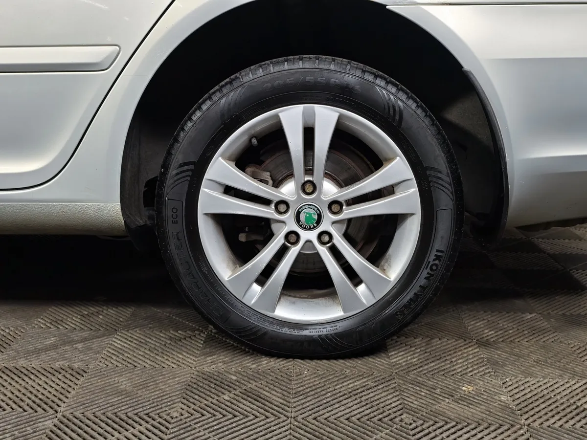 Skoda Octavia 1.8 TSI AT (152 л.с.) Active (CKD) Серебристый в АВИЛОН. Слайд №9