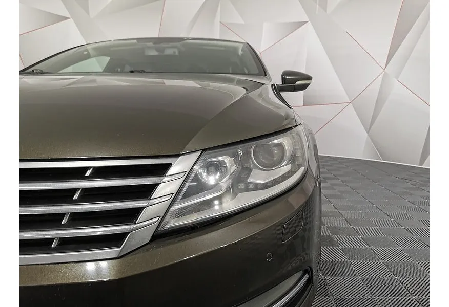 Volkswagen Passat CC 1.8 TSI DSG (152 л.с.) Коричневый в АВИЛОН. Слайд №10 Volkswagen Passat CC 1.8 TSI DSG (152 л.с.) Коричневый в АВИЛОН. Слайд №10