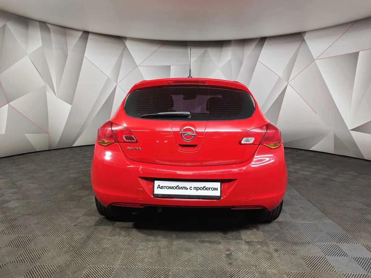 Opel Astra 1.6 MT (115 л.с.) Красный в АВИЛОН. Слайд №8
