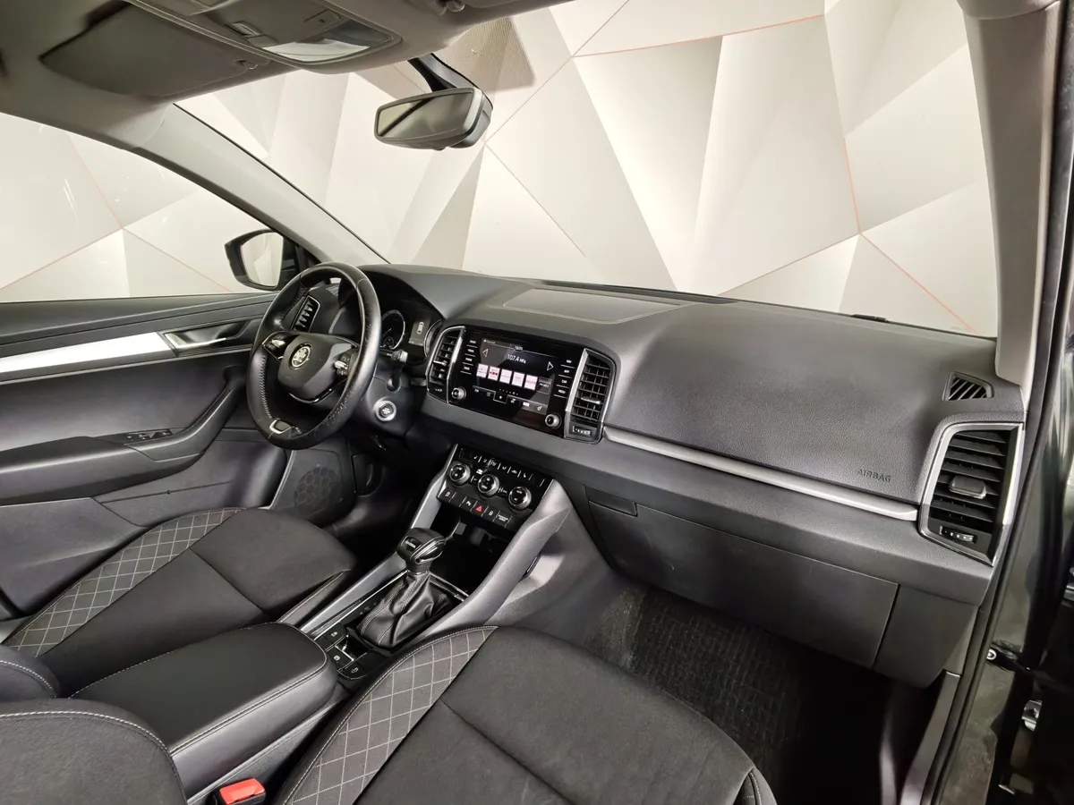 Skoda Karoq 1.4 AT FWD (150 л.с.) Ambition Зеленый в АВИЛОН. Слайд №12
