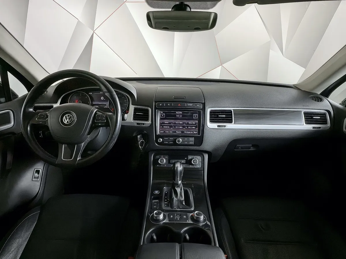Volkswagen Touareg 3.0 TDI Tiptronic 4Motion (245 л.с.) Черный в АВИЛОН. Слайд №14