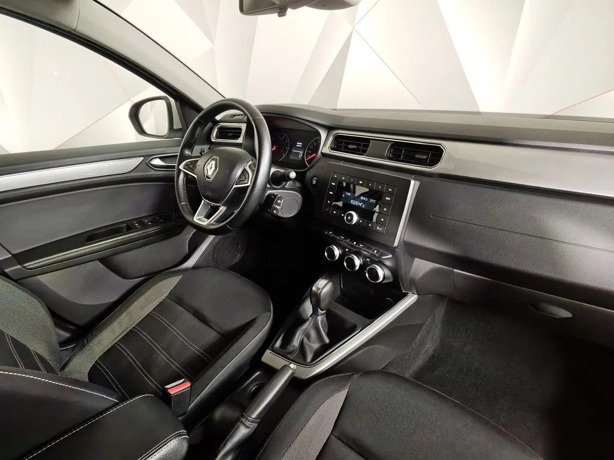 Renault Arkana 1.3 CVT 2WD (150 л.с.) Белый в АВИЛОН. Слайд №13