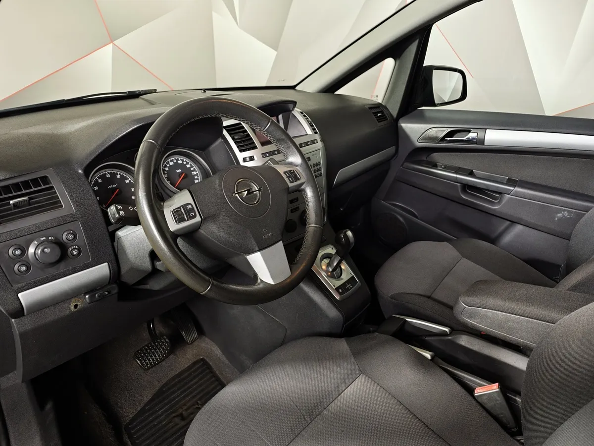 Opel Zafira 1.8 Easytronic (140 л.с.) Черный в АВИЛОН. Слайд №17