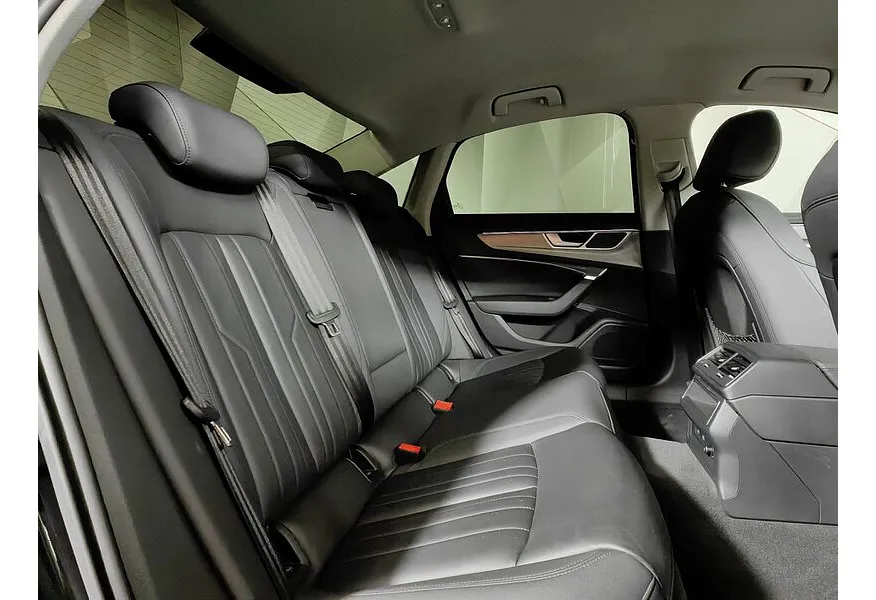 Audi A6 45 TFSI quattro S tronic (245 л.с.) Черный в АВИЛОН. Слайд №16