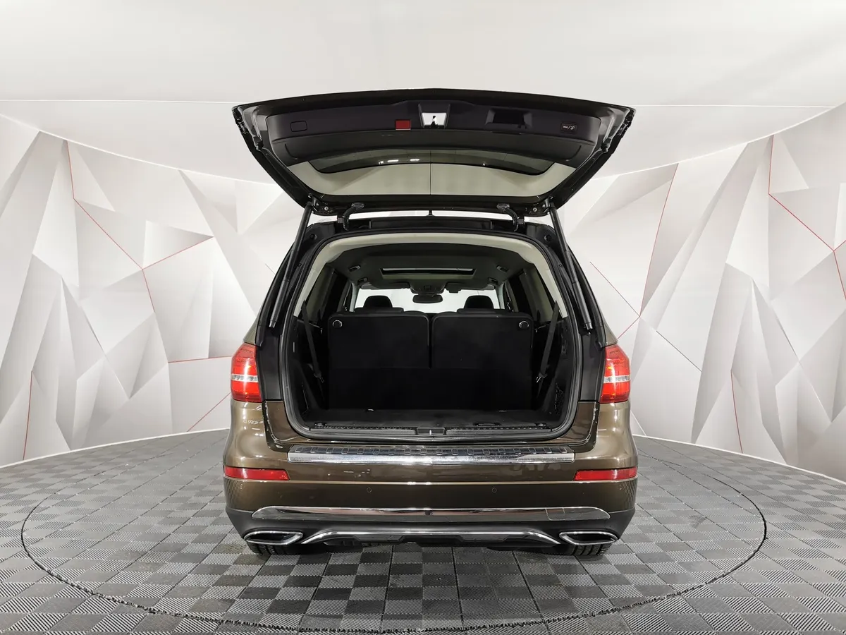 Mercedes-Benz GLS 350 d 4MATIC 9G-TRONIC (249 л.с.) Особая серия Коричневый в АВИЛОН. Слайд №11