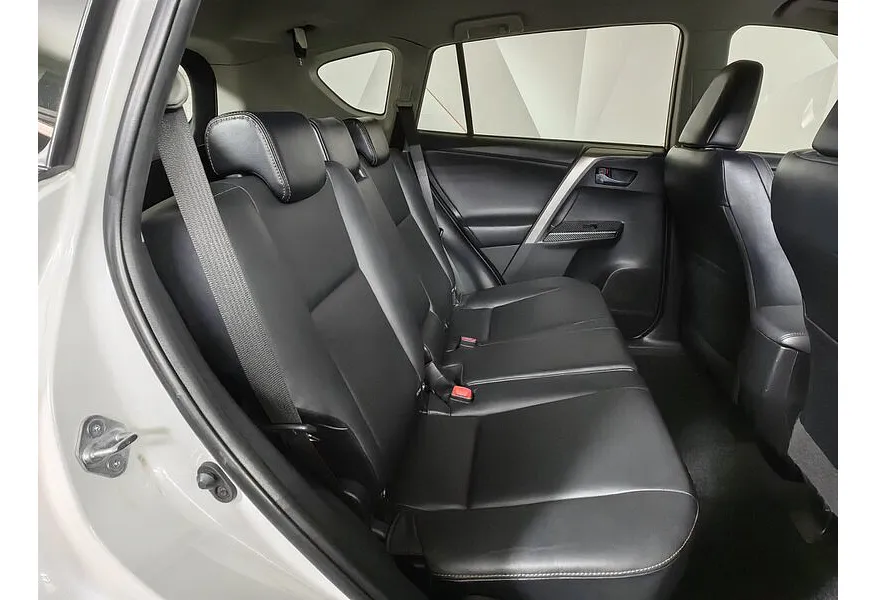 АВИЛОН - Toyota RAV4 2.5 AT 4WD (180 л.с.) Престиж Белый - slide 7