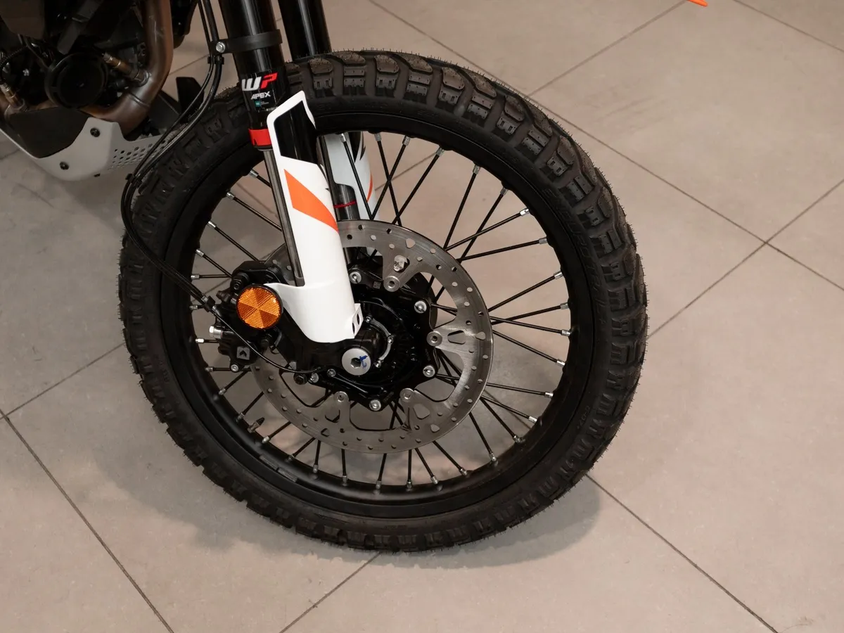 KTM 390 Adventure 399 см³ (45 л.с.) (45) 398 Белый в АВИЛОН. Слайд №12
