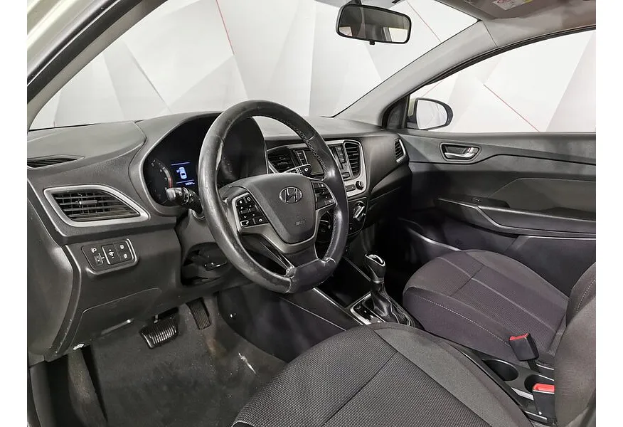 Hyundai Solaris 1.6 AT (123 л.с.) Active Plus Бежевый в АВИЛОН. Слайд №19