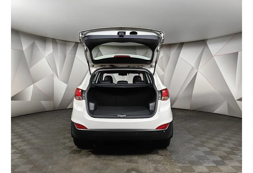 АВИЛОН - Hyundai ix35 2.0 AT 4WD (150 л.с.) Comfort Белый - slide 19