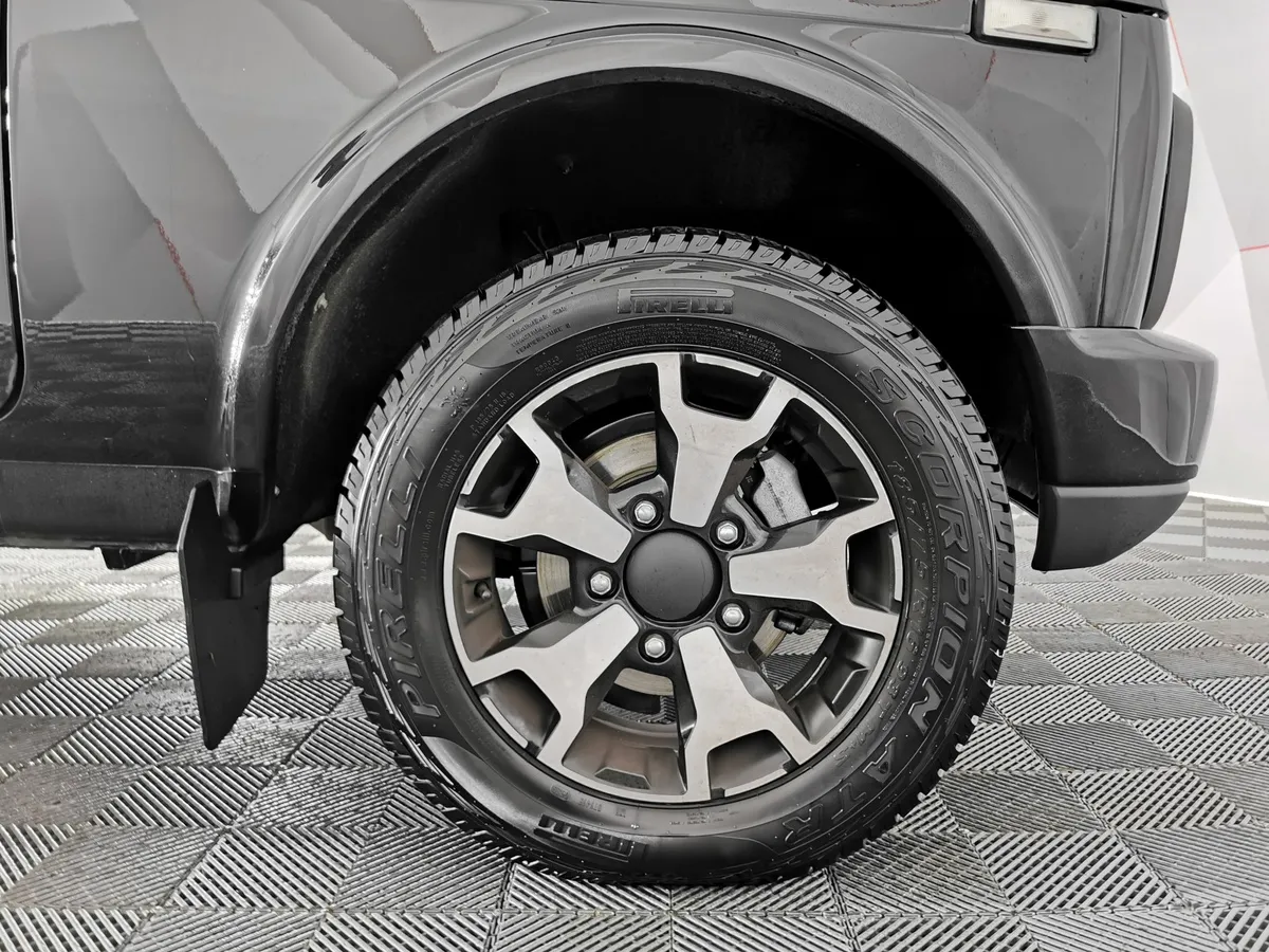 ВАЗ (Lada) 4x4 1.7 MT 8 кл. (83 л.с.) Черный в АВИЛОН. Слайд №9