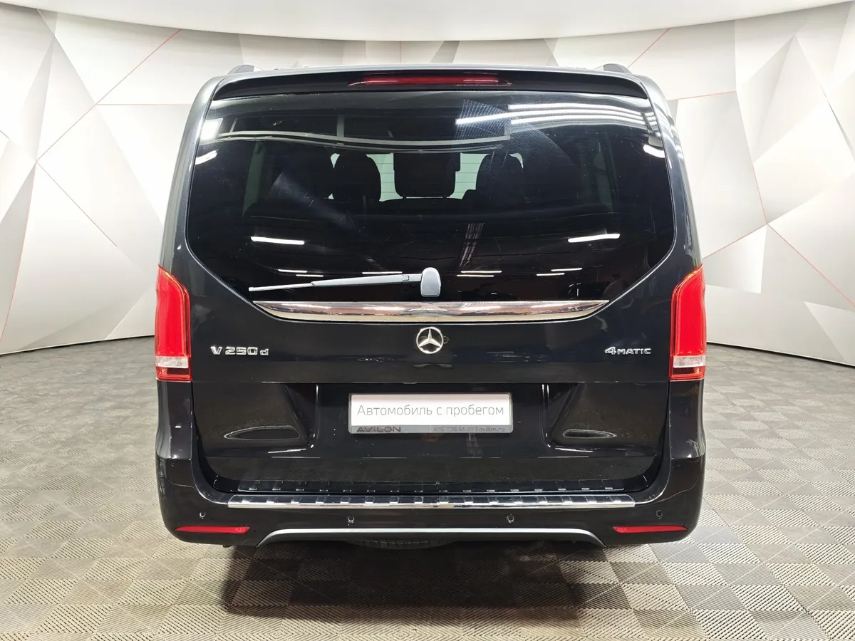 Mercedes-Benz V-Класс V 250 d AT L3 4x4 (190 л.с.) AVANTGARDE Черный в АВИЛОН. Слайд №8