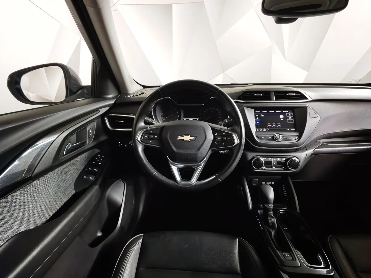 Chevrolet TrailBlazer 1.3 Turbo CVT 2WD (150 л.с.) LT Серый в АВИЛОН. Слайд №19