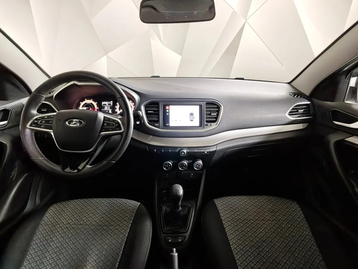ВАЗ (Lada) Vesta 1.6 MT (106 л.с.) Белый в АВИЛОН. Слайд №14