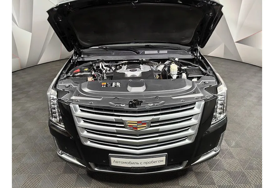 Cadillac Escalade 6.2 V8 АТ 4WD ESV (409 л.с.) Черный в АВИЛОН. Слайд №11