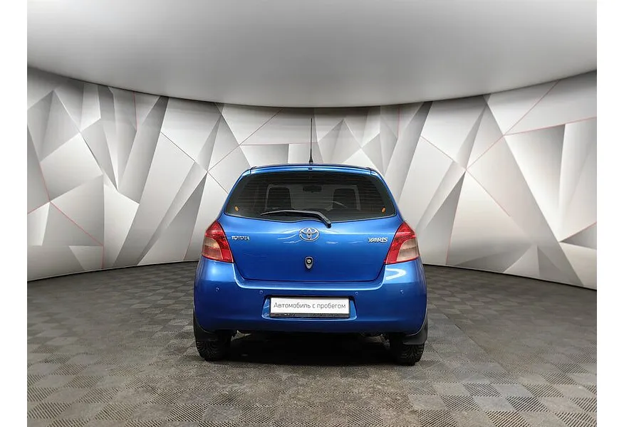 Toyota Yaris 1.3 MMT (87 л.с.) Синий в АВИЛОН. Слайд №8