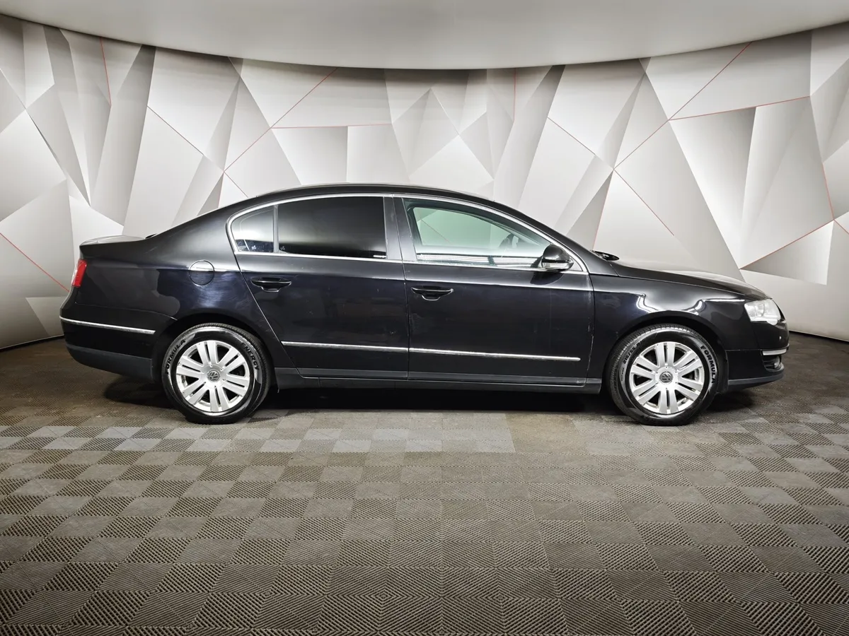 Volkswagen Passat 1.8 TSI DSG (152 л.с.) Черный в АВИЛОН. Слайд №6