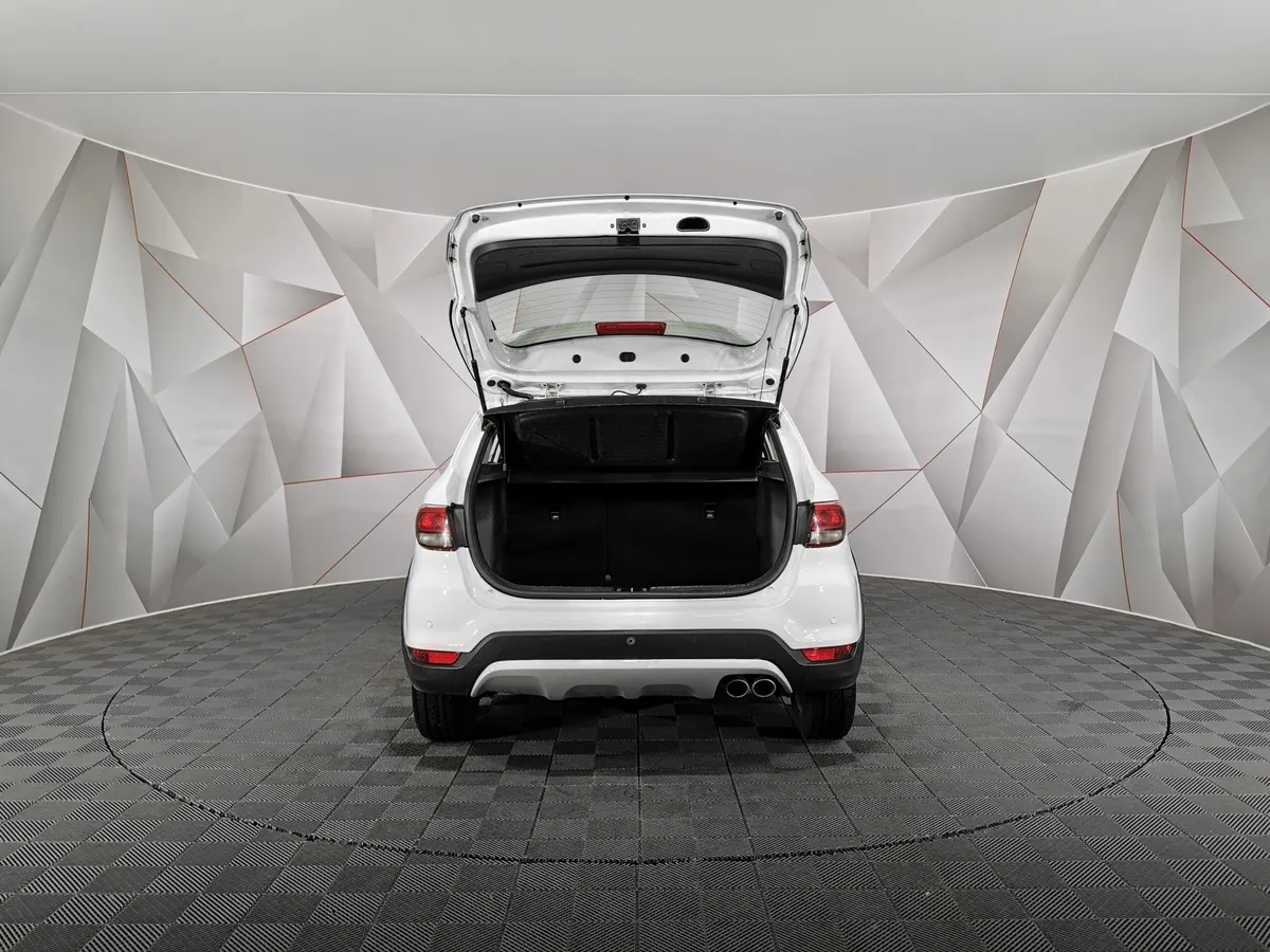 Kia Rio X-Line 1.6 AT (123 л.с.) Comfort Белый в АВИЛОН. Слайд №11