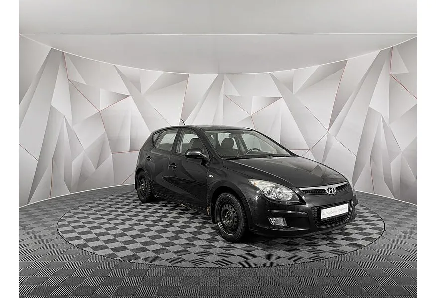 Hyundai i30 1.5 AT (110 л.с.) Elegance Черный в АВИЛОН. Слайд №3