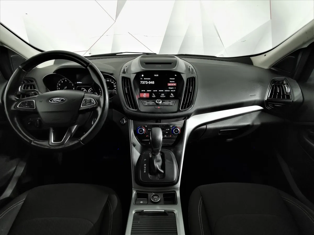 Ford Kuga 2.5 AT (150 л.с.) Titanium Белый в АВИЛОН. Слайд №12