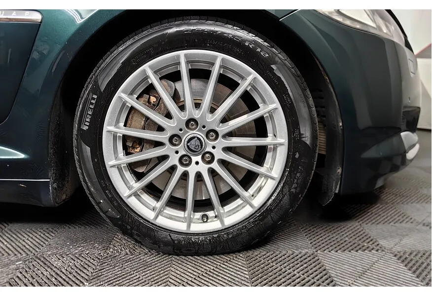 Jaguar XF 3.0 D AT (275 л.с.) Luxury Зеленый в АВИЛОН. Слайд №9