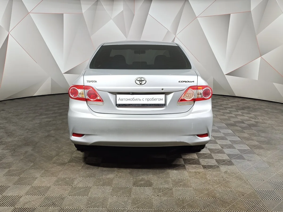 Toyota Corolla 1.6 MT (124 л.с.) Серебристый в АВИЛОН. Слайд №8