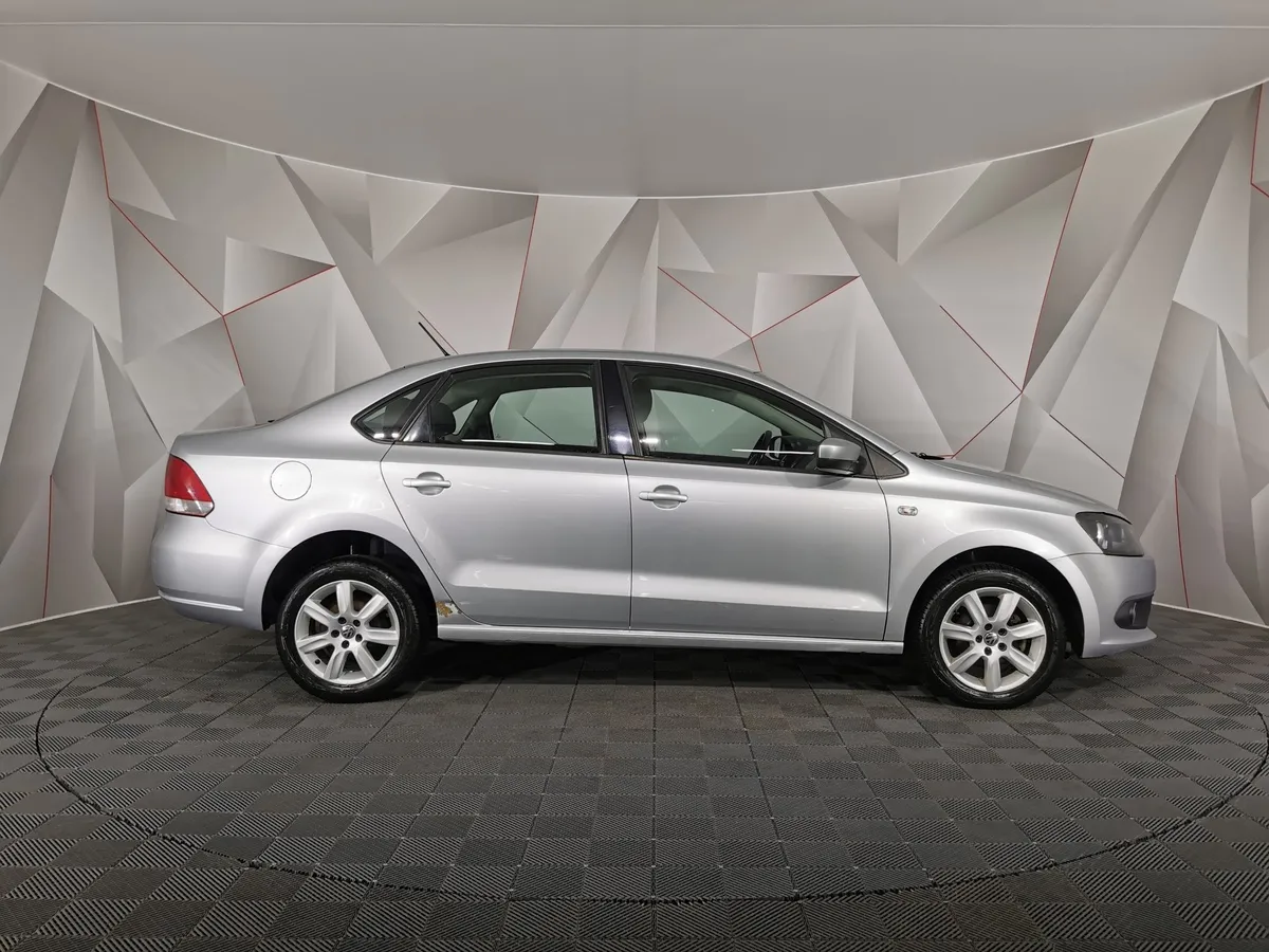 Volkswagen Polo 1.6 Tiptronic (105 л.с.) Comfortline Серебристый в АВИЛОН. Слайд №6