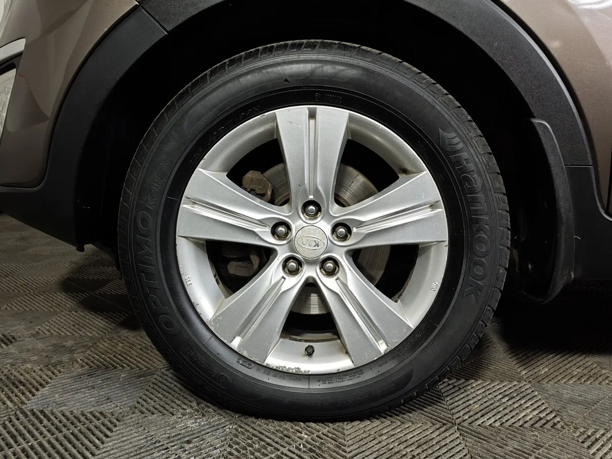 Kia Sportage 2.0 AT AWD (150 л.с.) Коричневый в АВИЛОН. Слайд №9